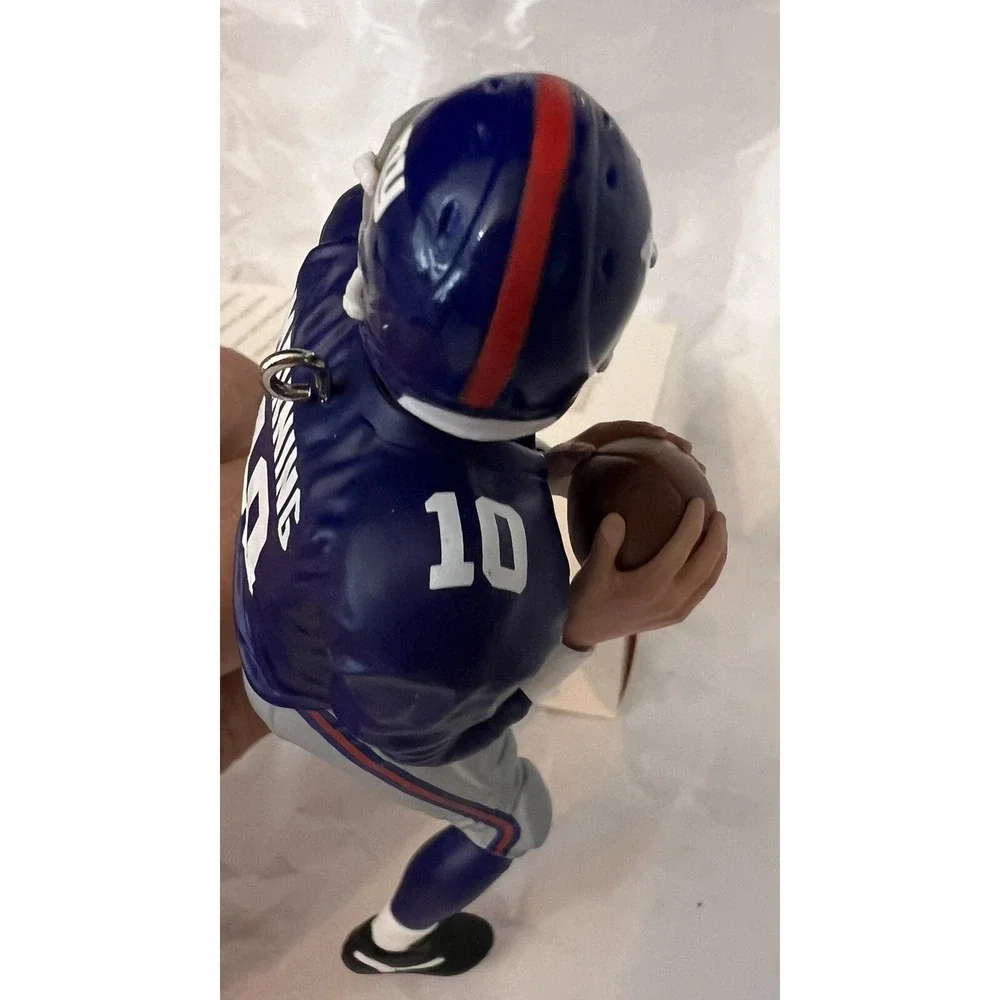 HALLMARK Keepsake NEW 2010 FOOTBALL LEGENDS ELI MANNING NFL  Christmas ORNAMENT